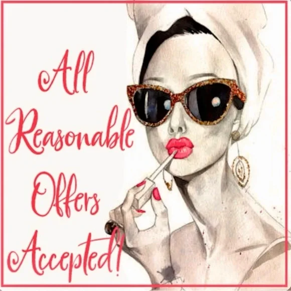 💄 MAC Toying Around - Amplified Creme Lipstick 💄 🌟 RARE🌟 LIMIED EDITION - Picture 7 of 8